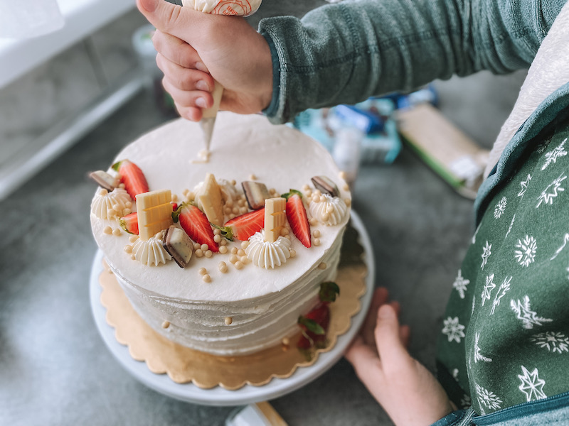 a vanilla cake